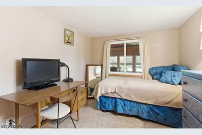 40 E Shore Dr, Hampton Township, NJ 07860 - Photo 18