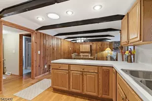 40 E Shore Dr, Hampton Township, NJ 07860 - Photo 8