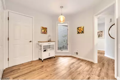 31 Lenox Ct, Montville Township, NJ 07045 - Photo 12