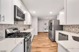 31 Lenox Ct, Montville Township, NJ 07045 - Photo 10