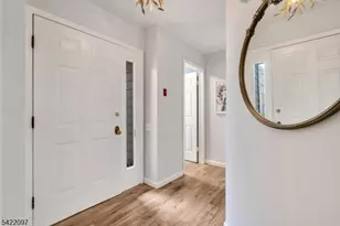 31 Lenox Ct, Montville Township, NJ 07045 - Photo 2