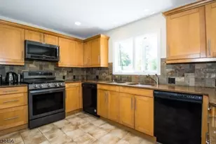 4 Rumson Rd, Livingston, NJ 07039 - Photo 14