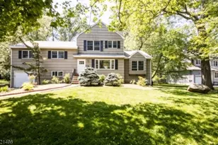 4 Rumson Rd, Livingston, NJ 07039 - Photo 2