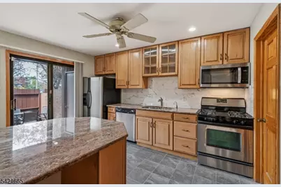 29 Bloomingdale Dr, Hillsborough Township, NJ 08844 - Photo 10