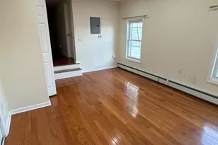 30 Elm St, Newark, NJ 07102 - Photo 2