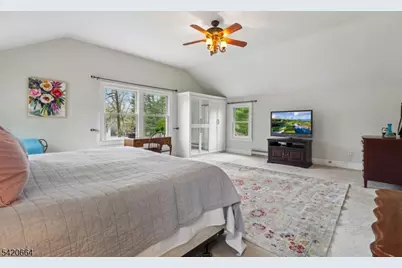 400 Grove St, Montclair, NJ 07043 - Photo 22