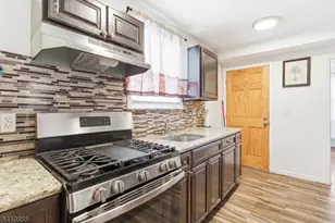 135 Dixon Ave, Paterson, NJ 07501 - Photo 24