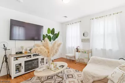 135 Dixon Ave, Paterson, NJ 07501 - Photo 20