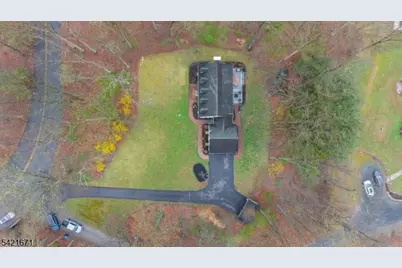 321 Bellis Rd, Holland Township, NJ 08804 - Photo 6