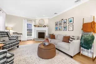 321 Bellis Rd, Holland Township, NJ 08804 - Photo 4