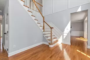 103 Stout Ln, Readington, NJ 08822 - Photo 4