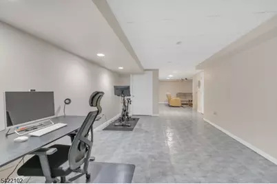 49 Gordon Cir #49, Parsippany, NJ 07054 - Photo 14