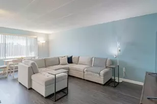 190 Morris Ave, Springfield Twp., NJ 07081 - Photo 2