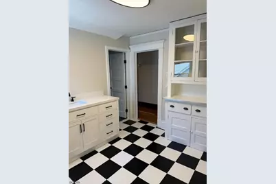 33 Montclair Ave #2, Montclair, NJ 07042 - Photo 20