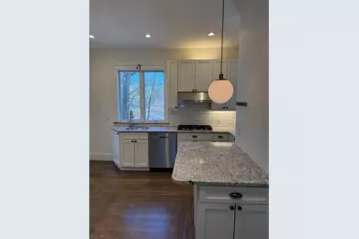 33 Montclair Ave #2, Montclair, NJ 07042 - Photo 8