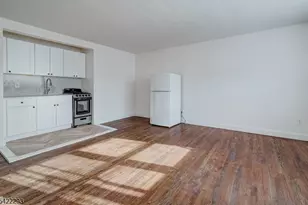 22 Cottage St, South Orange, NJ 07079 - Photo 2