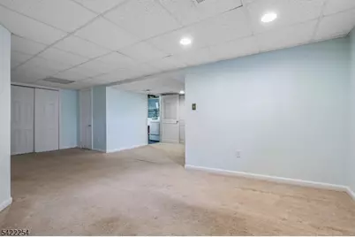 287 Roosevelt Ln, Kenilworth, NJ 07033 - Photo 24