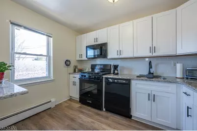 1146 Valley Rd #2A, Wayne, NJ 07470 - Photo 1