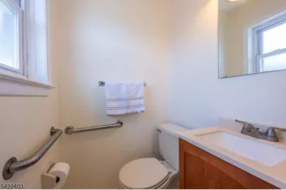 1146 Valley Rd #2A, Wayne, NJ 07470 - Photo 8