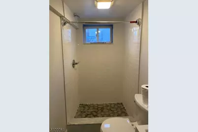 64 Congress St, Newark, NJ 07105 - Photo 34