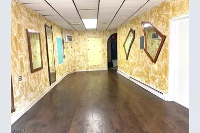 64 Congress St, Newark, NJ 07105 - Photo 2