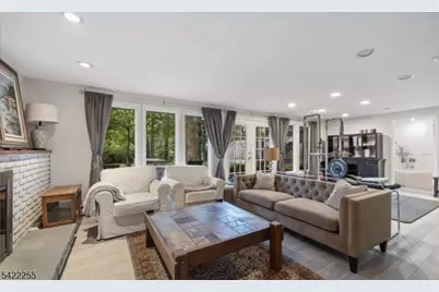 4 Jensen Ct, Chatham Township, NJ 07928 - Photo 6