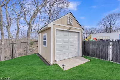 85 Larsen Rd, West Milford, NJ 07480 - Photo 48