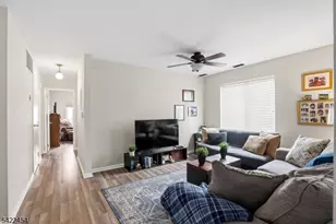 15276 Aspen Ct, Stanhope, NJ 07874 - Photo 4