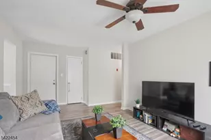 15276 Aspen Ct, Stanhope, NJ 07874 - Photo 8