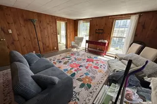 27 Center St, Clinton, NJ 08809 - Photo 2