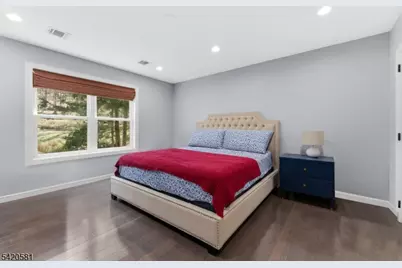 10 Hillside Ave, North Caldwell, NJ 07006 - Photo 30