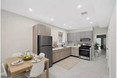 345 Walnut St #3R, Newark, NJ 07105 - Photo 1
