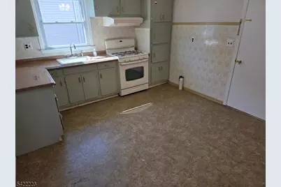 46 N 8th St #1, Kenilworth, NJ 07033 - Photo 6