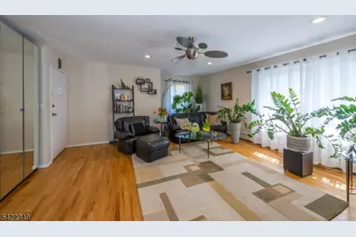 22 Knox Ter #2A, Wayne, NJ 07470 - Photo 8