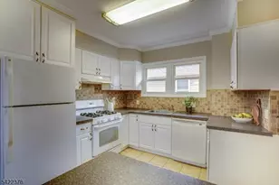 27 Brookline Ave, Nutley, NJ 07110 - Photo 6