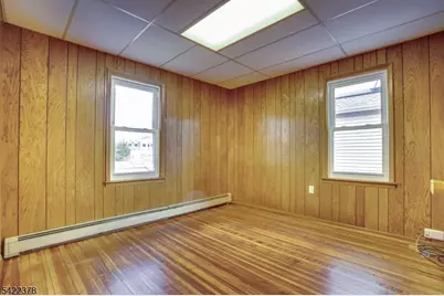 27 Brookline Ave, Nutley, NJ 07110 - Photo 16