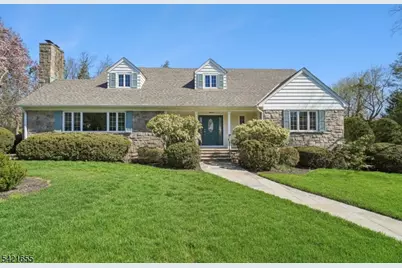 5 Witherspoon Rd, Clifton, NJ 07013 - Photo 2