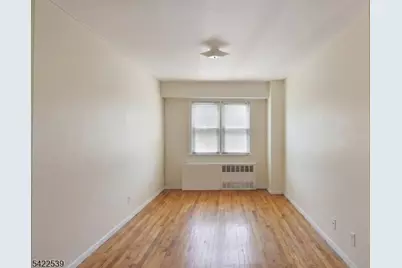 415 Claremont Ave, Montclair Twp., NJ 07042 - Photo 16