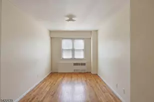 415 Claremont Ave, Montclair Twp., NJ 07042 - Photo 16