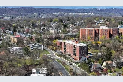 415 Claremont Ave, Montclair, NJ 07042 - Photo 32