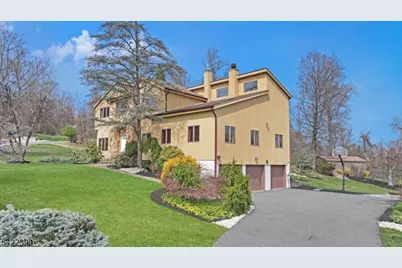 17 Sherbrooke Dr, Lincoln Park, NJ 07035 - Photo 2