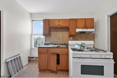 661 South 18th Street, Newark, NJ 07103 - Photo 14