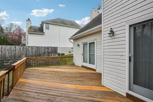 1 Jenny Ln, Wayne, NJ 07470 - Photo 28