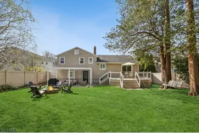 27 Garden Oval, Springfield, NJ 07081 - Photo 24