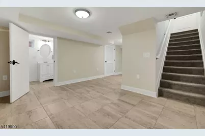 20 N Summit Ave, Chatham, NJ 07928 - Photo 28