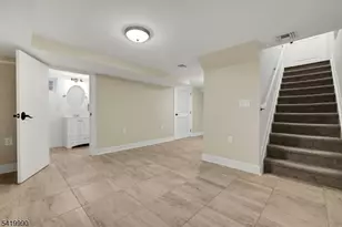 20 N Summit Ave, Chatham, NJ 07928 - Photo 28