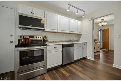 1A Troy Dr, Springfield, NJ 07081 - Photo 4