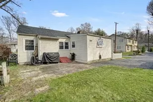 310 Boulevard Dr, Wayne Twp., NJ 07470 - Photo 22