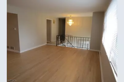 192 W Mount Pleasant Ave #B, Livingston, NJ 07039 - Photo 2