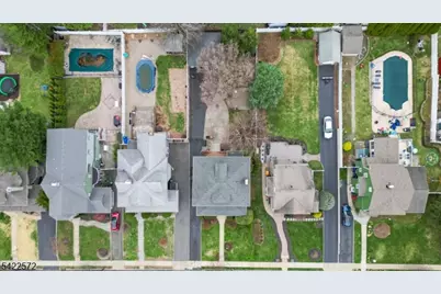 26 Daily St, Nutley, NJ 07110 - Photo 32